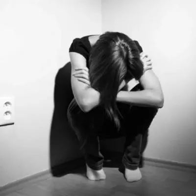 Οι κίνδυνοι στη διατήρηση της κράτησης στις αναβολές αυτόφωρης διαδικασίας για ενδοοικογενειακή βία