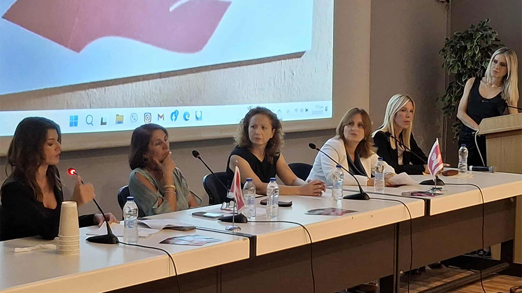 Συμμετοχή ως εισηγήτρια στην ημερίδα που διοργάνωσε στο πλαίσιο της 89ης ΔΕΘ το Σωματείο - Δίκτυο Στήριξης Κακοποιημένων Γυναικών "ΝΕΑ ΖΩΗ" 