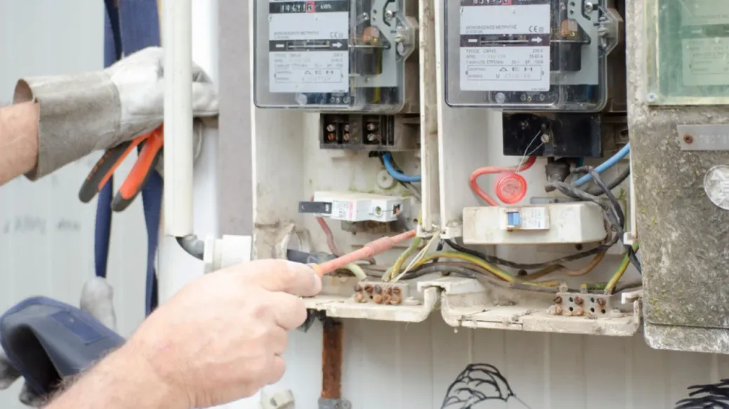 Ρευματοκλοπή: Κοινωνικές διαστάσεις, τεχνικές προκλήσεις και νομικές συνέπειες