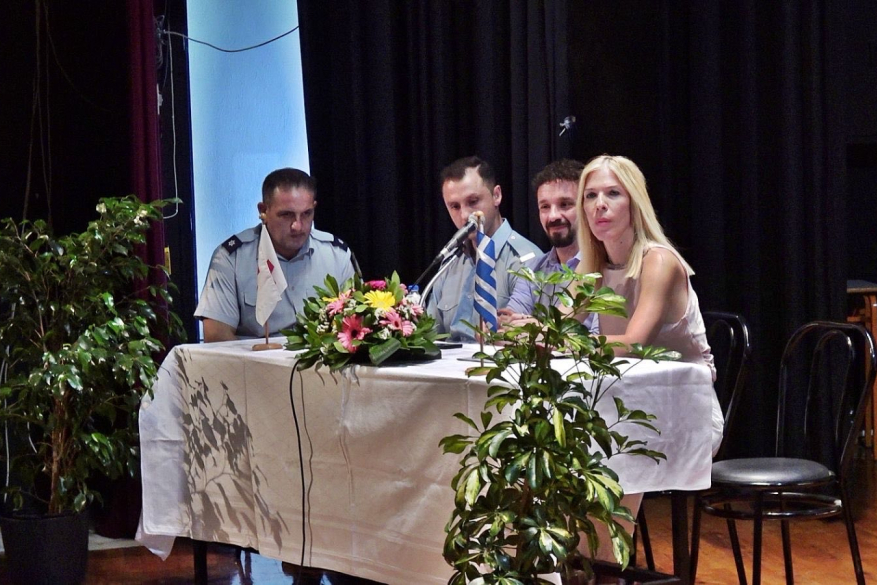  Η δικηγορος Μαριαννα Αθανασακη ανεπτυξε το θεμα απο τη νομικη πλευρα κ τη δικαστηριακη πρακτικη.